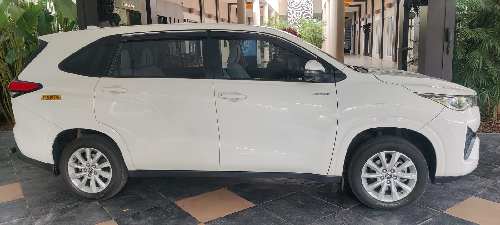 Luxury Business Travel Rides