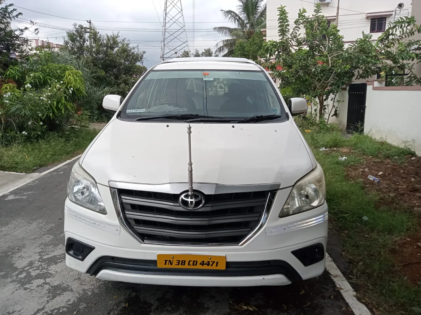 Safe & Reliable Travel Cars